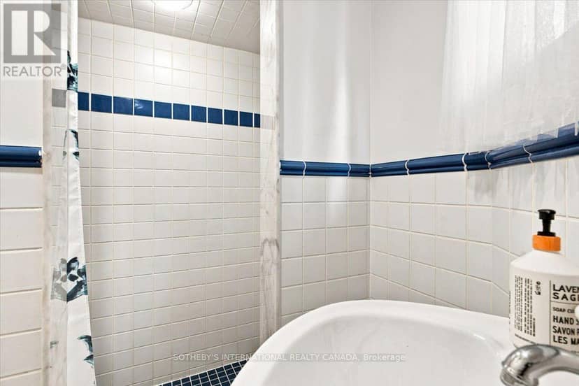 334 Albany Avenue — photo 32 of 36