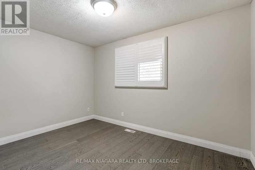 33 Hurricane Road — photo 19 of 40