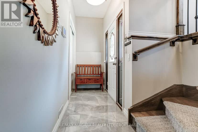 33 Hurricane Road — photo 7 of 40