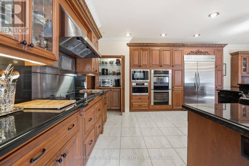 55 Pine Ridge Drive — photo 14 of 40