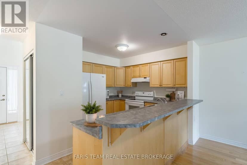 518 - 60 Museum Drive, Orillia, photo 6