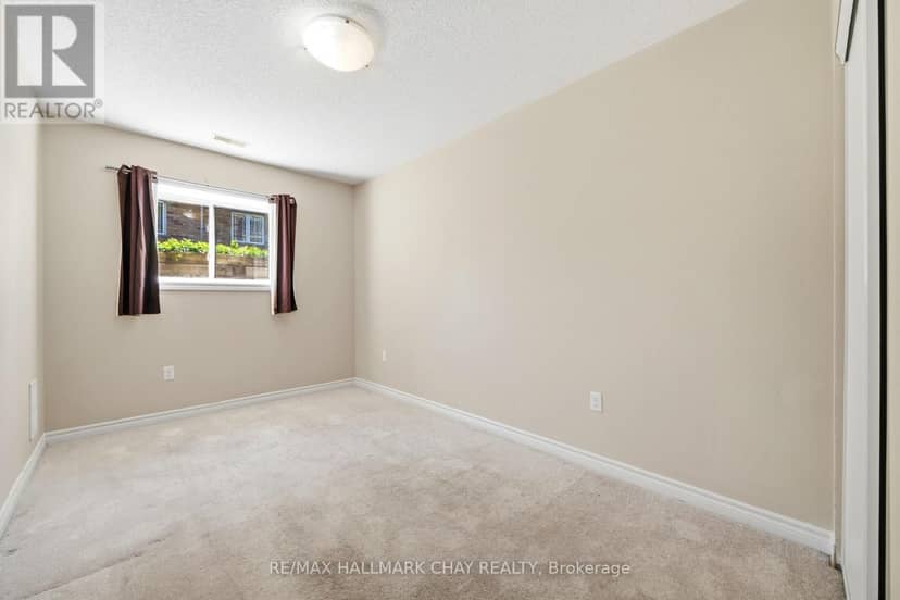 1 - 408 Veterans Drive — photo 23 of 38