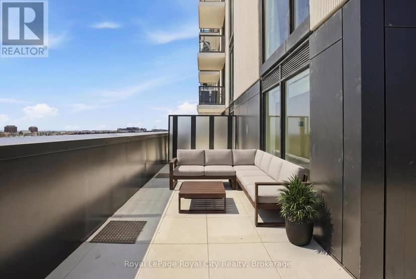 604 - 3071 Trafalgar Road — photo 5 of 40