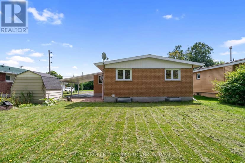 121 St. George Street W, North Glengarry, photo 6