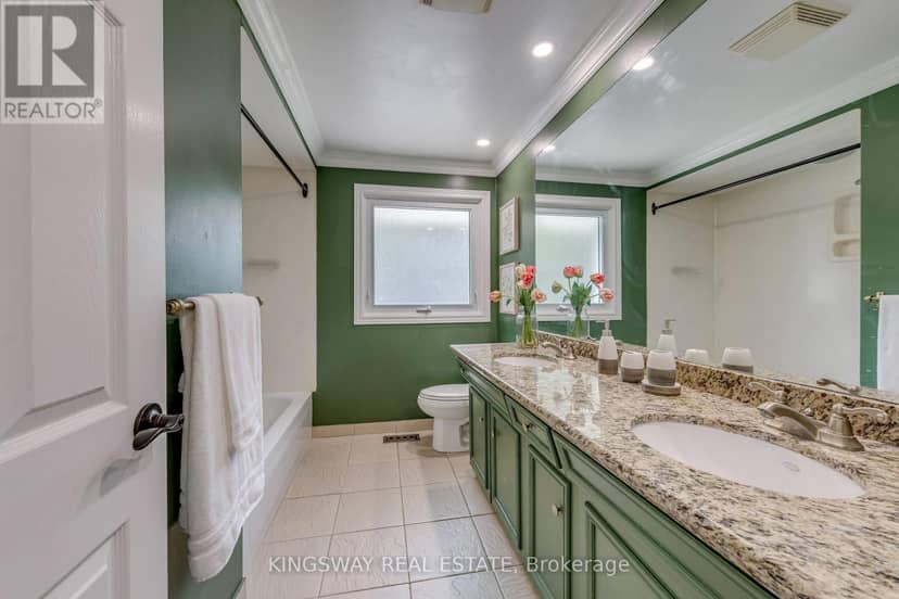 2096 Salvator Boulevard — photo 29 of 40