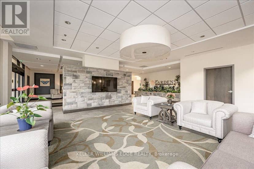 607 - 3290 New Street — photo 32 of 40