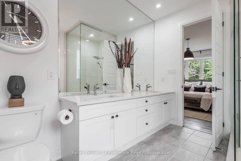 38 Dyer Crescent — photo 18 of 30