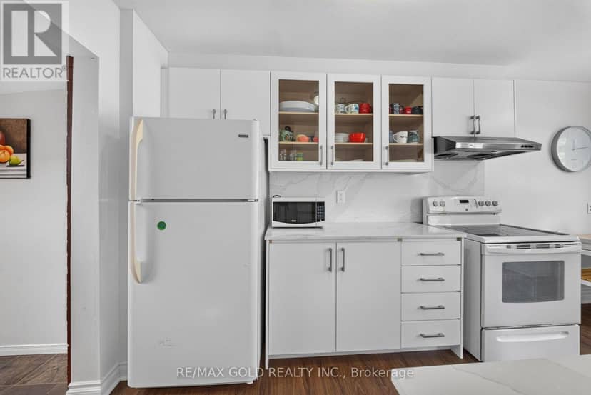 10 Jeffrey Street — photo 18 of 40