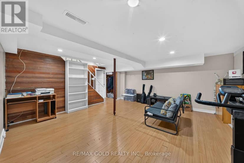 10 Jeffrey Street — photo 37 of 40