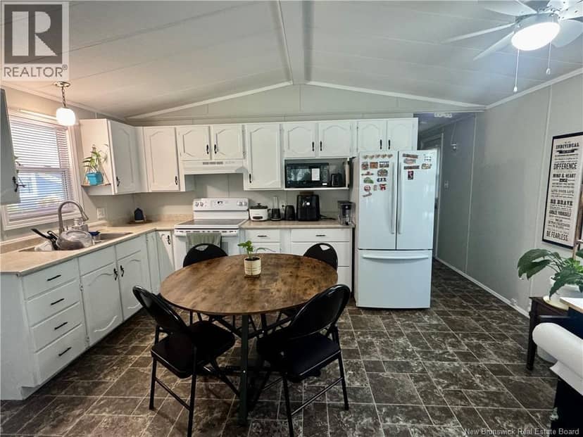 2 Poulin Drive — photo 14 of 34