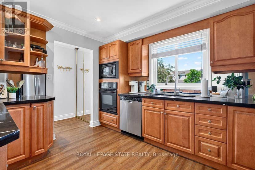 102 Birchlawn Drive — photo 18 of 40