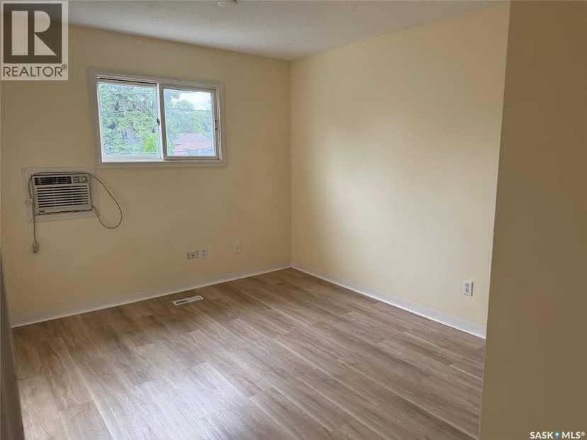A/B 2123 Reynolds STREET — photo 12 of 34