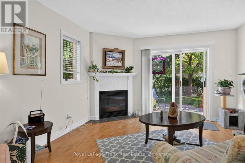 22 Charles Court — photo 14 of 37