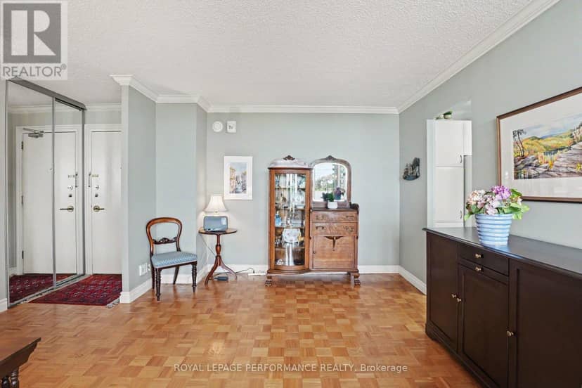 708 - 2625 Regina Street — photo 3 of 26
