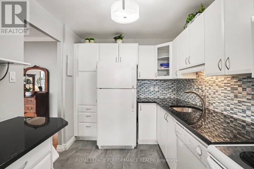 708 - 2625 Regina Street — photo 7 of 26