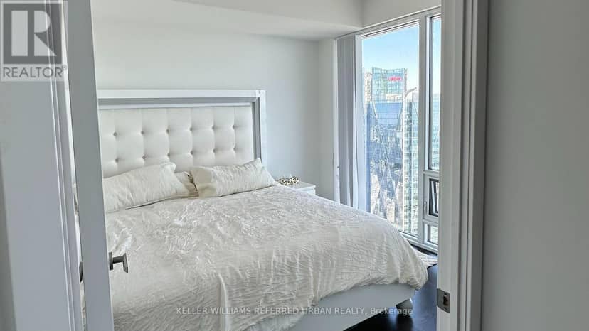 7105 - 88 Harbour Street — photo 8 of 13