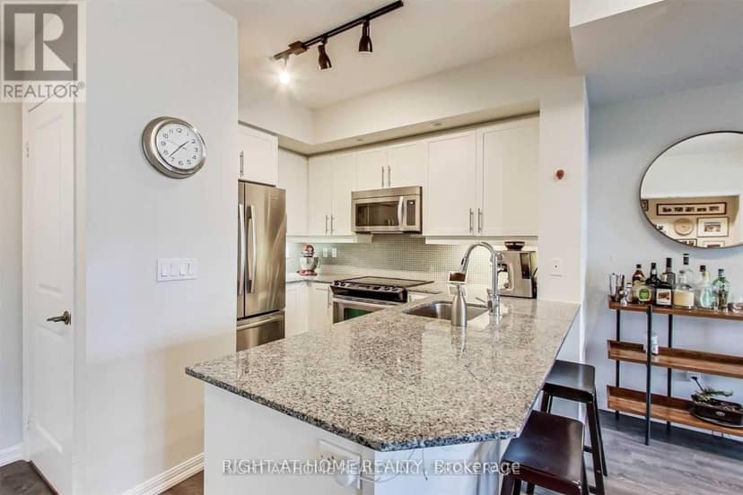 2401 - 75 East Liberty Street — photo 9 of 27