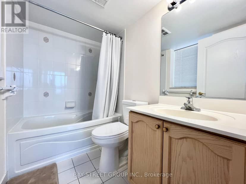 1102 - 3088 Kennedy Road — photo 21 of 29