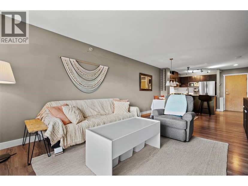 407 700 KLAHANIE DRIVE, Port Moody, photo 2