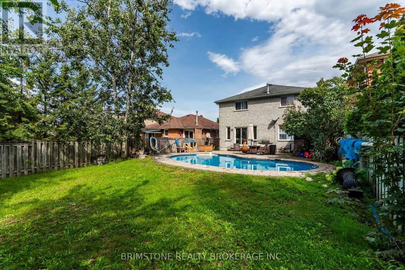24 Stoneybrook Crescent — photo 35 of 40