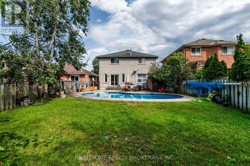 24 Stoneybrook Crescent — photo 36 of 40