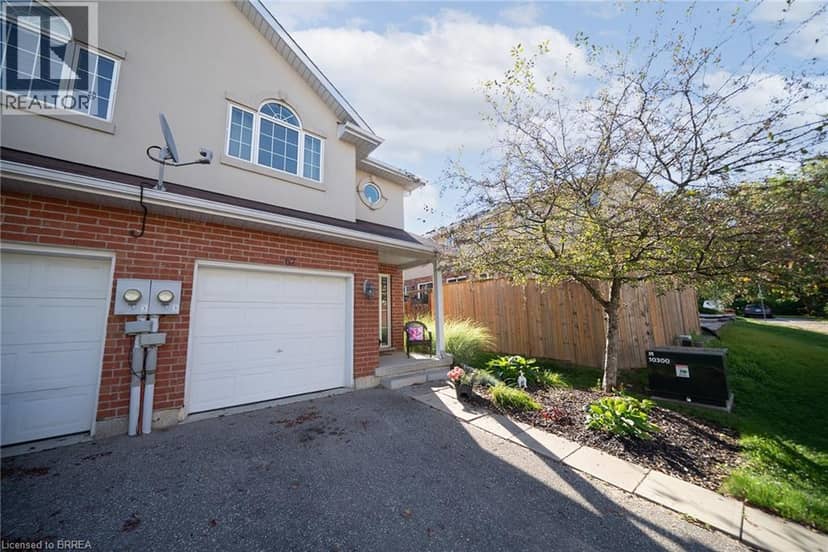 20 MCCONKEY Crescent Unit# 67 — photo 4 of 31