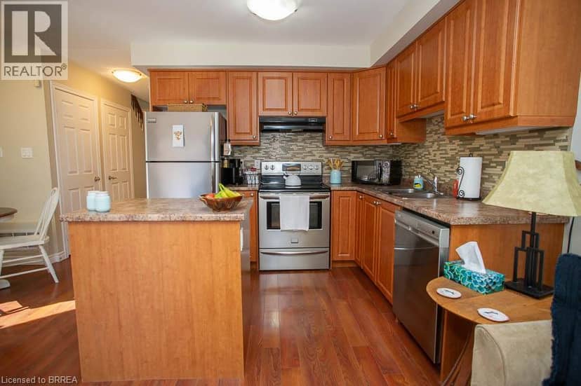 20 MCCONKEY Crescent Unit# 67 — photo 11 of 31