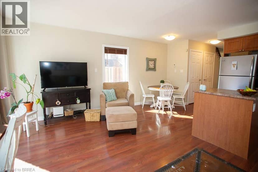 20 MCCONKEY Crescent Unit# 67 — photo 7 of 31