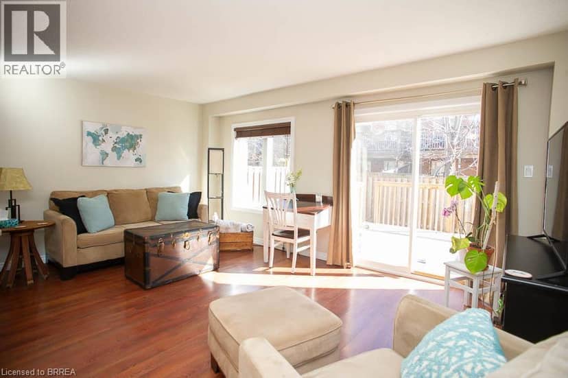 20 MCCONKEY Crescent Unit# 67 — photo 9 of 31