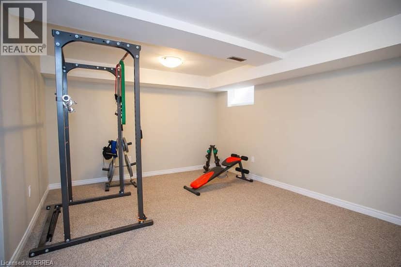 20 MCCONKEY Crescent Unit# 67 — photo 23 of 31