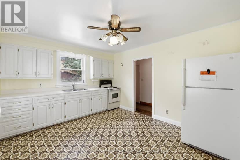 522 Enfield Road — photo 11 of 27