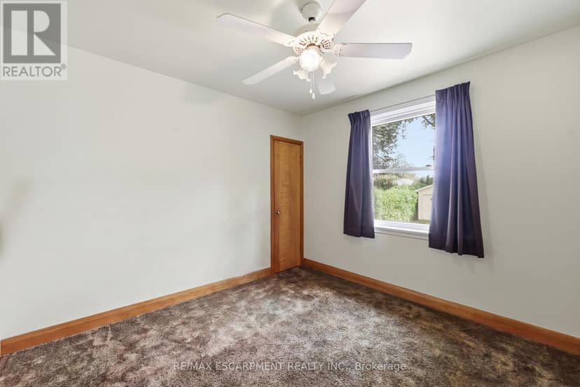 522 Enfield Road — photo 15 of 27