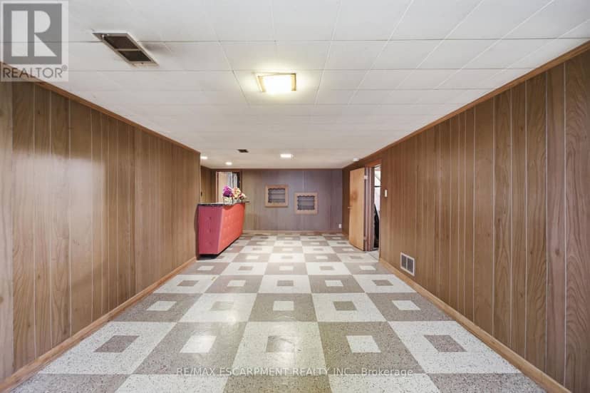 522 Enfield Road — photo 23 of 27