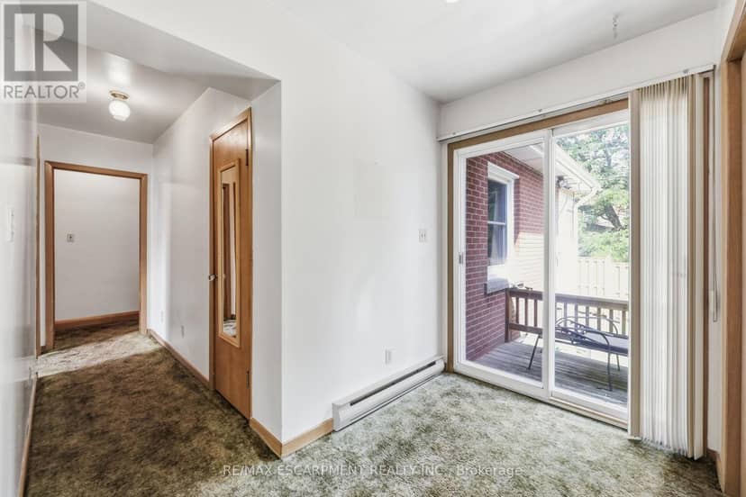 522 Enfield Road — photo 9 of 27