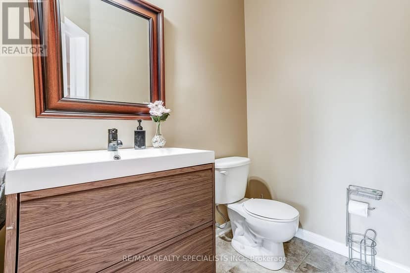 496 Cusick Circle — photo 11 of 40