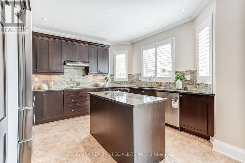 496 Cusick Circle — photo 18 of 40