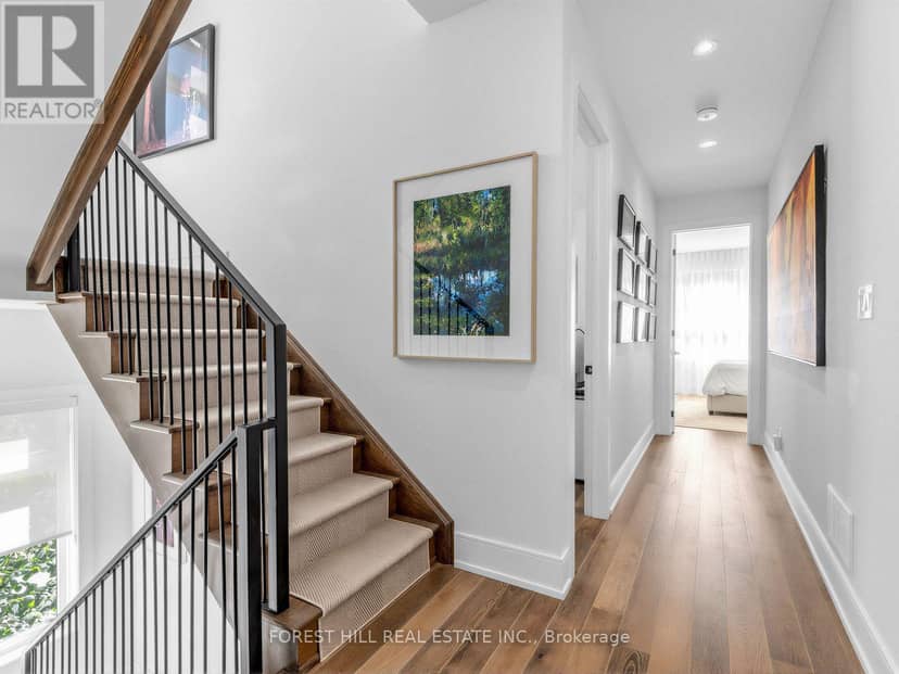 353 Dupont Street — photo 13 of 30