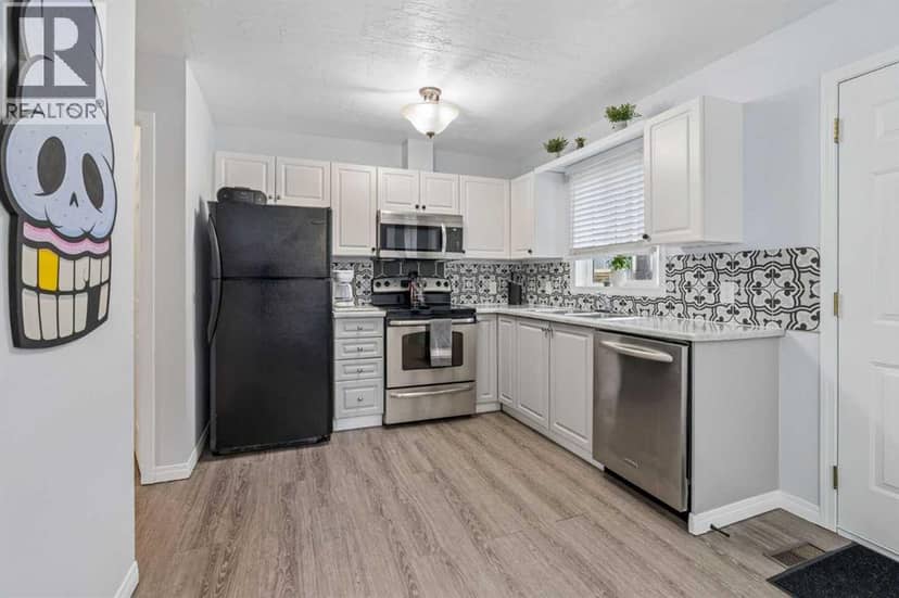 123 Stonemere Place, Chestermere, photo 2