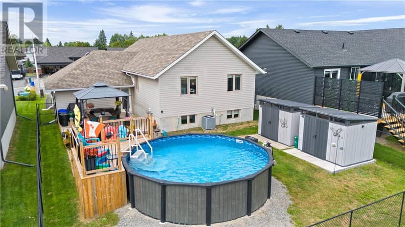 41 Meadowgreen Drive — photo 3 of 37