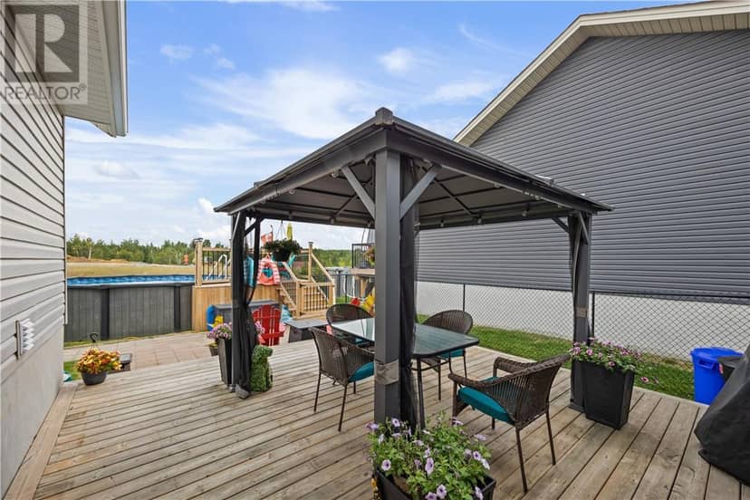 41 Meadowgreen Drive — photo 30 of 37