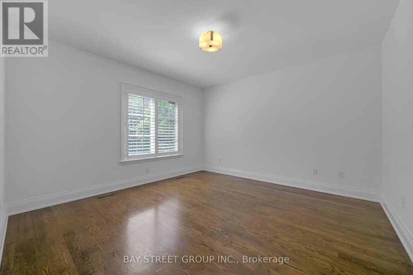28 Carnwath Crescent — photo 33 of 40