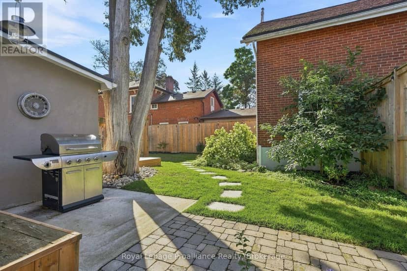 220 Charles Street — photo 36 of 40