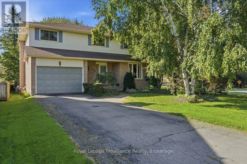 125 Tracey Park Drive — photo 1 of 40