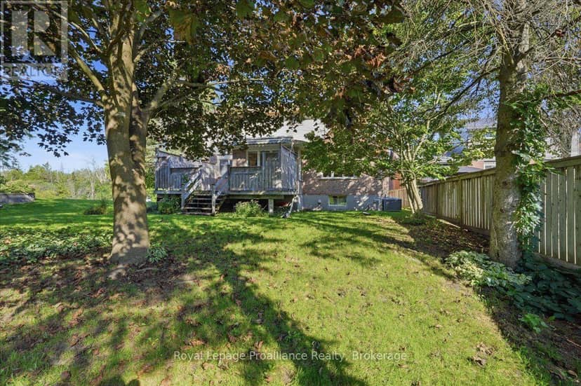 125 Tracey Park Drive — photo 35 of 40