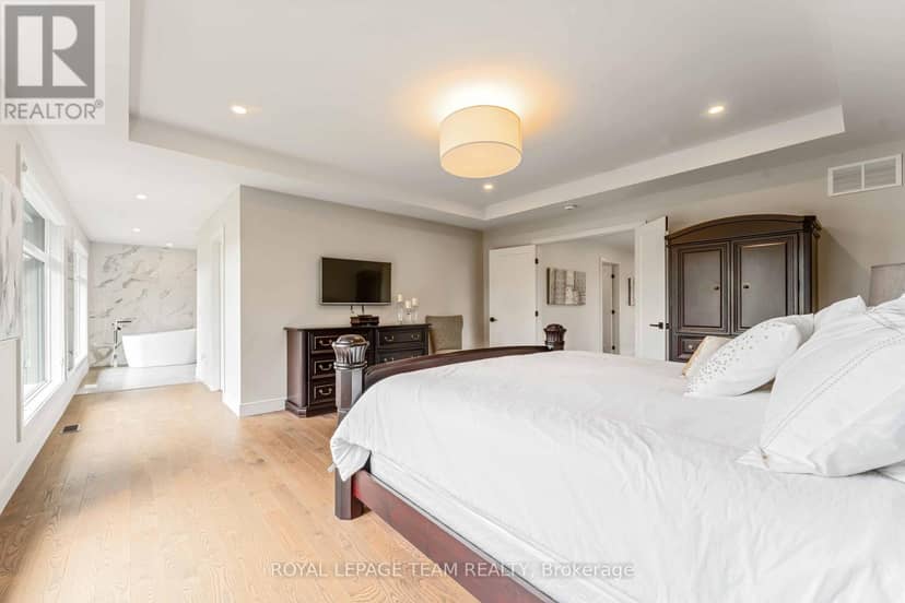 1546 Claymor Avenue — photo 20 of 40