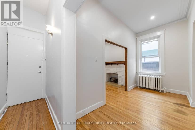 466 Maclaren Street — photo 5 of 25