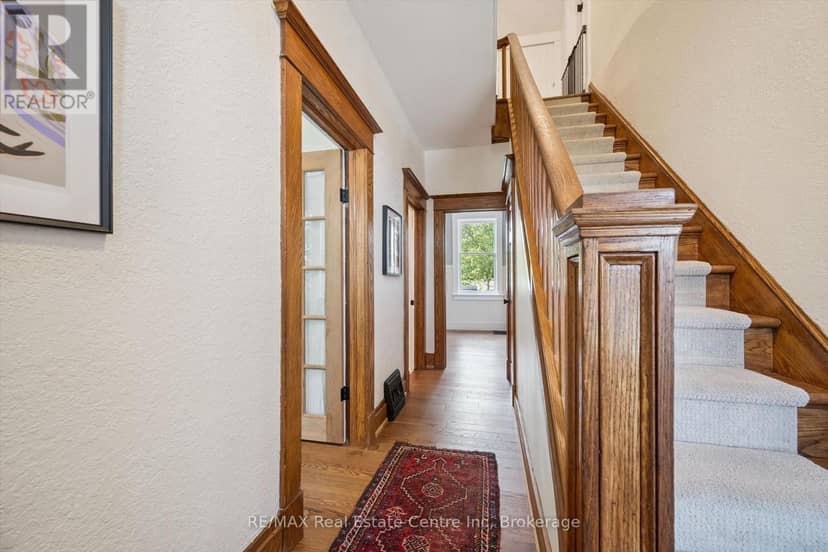 699 St Andrew Street W, Centre Wellington, photo 5