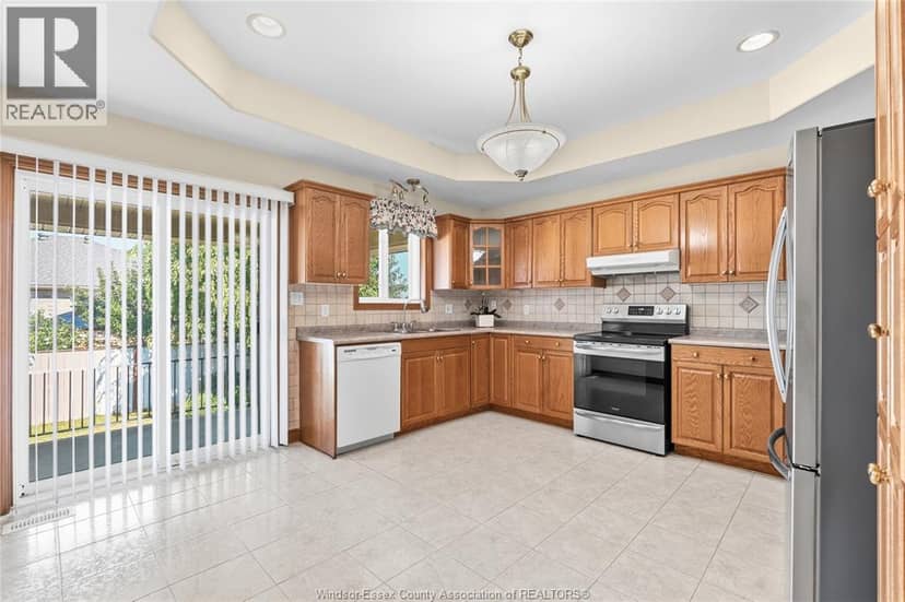 1695 Meridian Street — photo 13 of 27