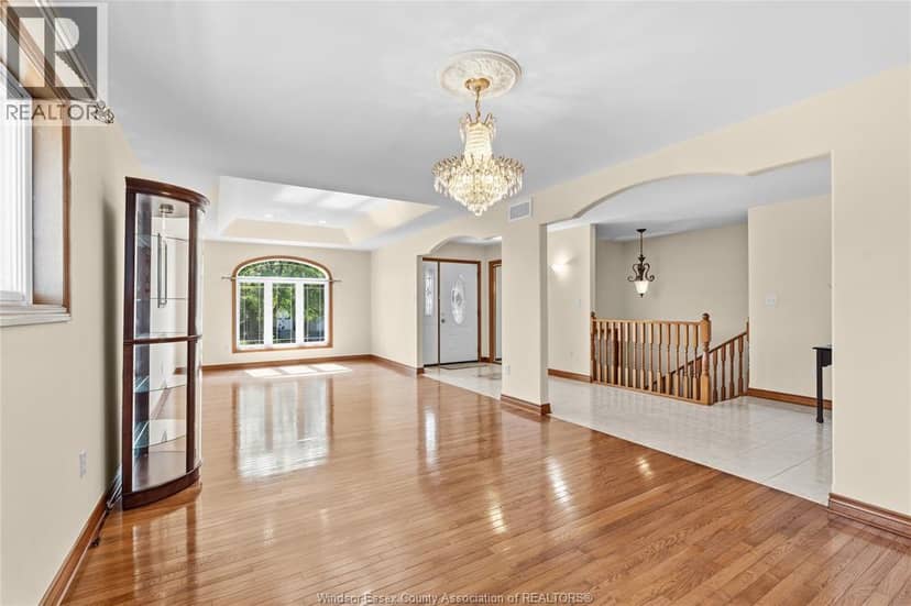 1695 Meridian Street — photo 5 of 27