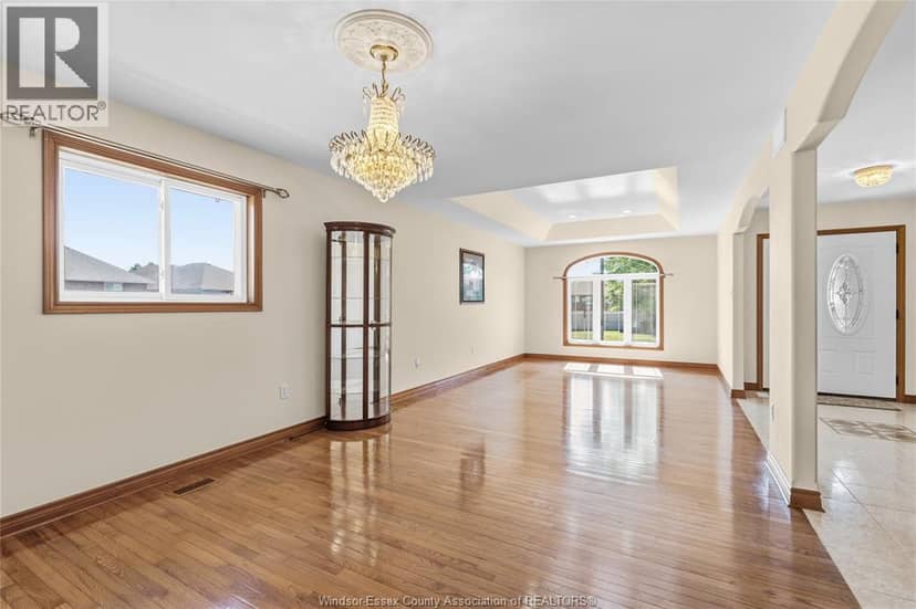 1695 Meridian Street — photo 8 of 27